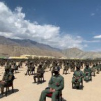 30,000 Indian troops in eyeball-to-eyeball confrontation with Chinese 