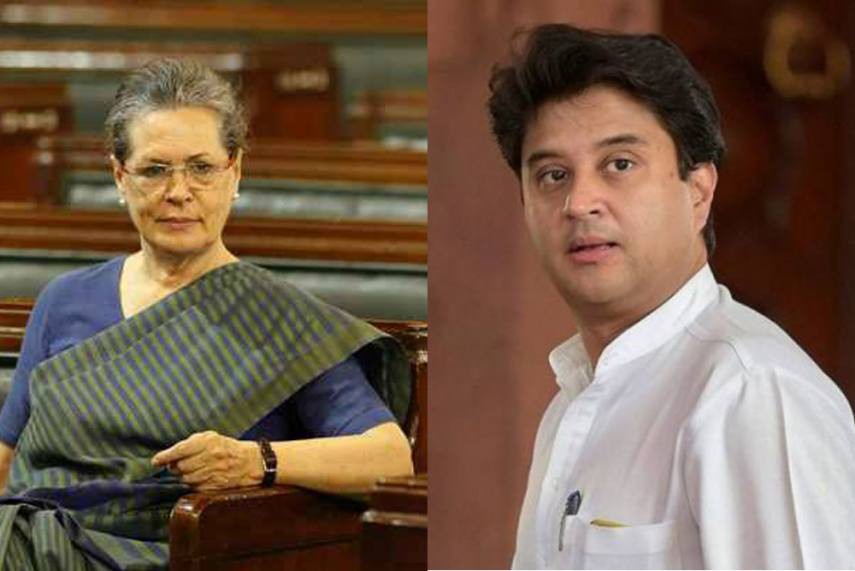 Scindia met Sonia, claims Ram Niwas Rawat
