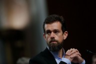 Twitter inks pact with Elliott Management, Dorsey to remain CEO Twitter inks pact with Elliott Management, Dorsey to remain CEO