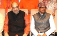 Shivraj meets Shah on MP, BJP to send key leader to Bhopal (Lead) Shivraj meets Shah on MP, BJP to send key leader to Bhopal (Lead)