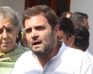 Rahul pays tribute to Bhagat Singh, Rajguru, Sukhdev