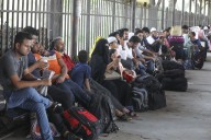 Bangladesh suspends rail, bus, ferry services Bangladesh suspends rail, bus, ferry services