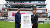 Lancashire chairman David Hodgkiss dies with COVID-19 Lancashire chairman David Hodgkiss dies with COVID-19