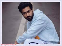 Vicky Kaushal donates 1 crore to COVID-19 relief funds