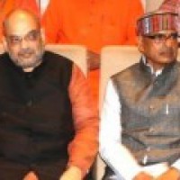 Shivraj meets Shah on MP, BJP to send key leader to Bhopal (Lead)