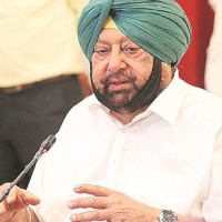 Punjab CM greets on Hola Mohalla, Holi