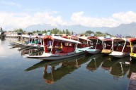2G internet to be restored across J&K from Saturday (Lead) 2G internet to be restored across J&K from Saturday (Lead)