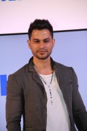 'Go Goa Gone 2' has logistical issues: Kunal Kemmu 'Go Goa Gone 2' has logistical issues: Kunal Kemmu
