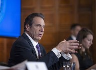 Daily COVID-19 deaths, hospitalizations hit new lows in NY Daily COVID-19 deaths, hospitalizations hit new lows in NY