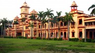 Imposter booked for theft of ventilator from BHU's Trauma Centre