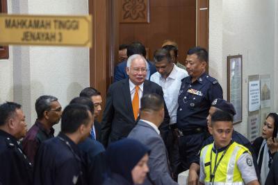 Convicted ex-Malay PM called out for tall tales in court Convicted ex-Malay PM called out for tall tales in court