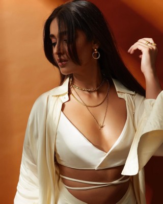 Ileana D'Cruz: Getting into uncertain sphere pushes me to do better Ileana D'Cruz: Getting into uncertain sphere pushes me to do better