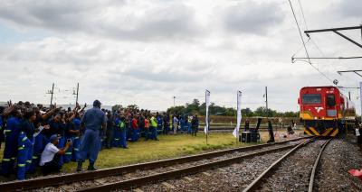 Alstom delivers 100th 12,000 hp electric locomotive to Indian Railways within a year Alstom delivers 100th 12,000 hp electric locomotive to Indian Railways within a year