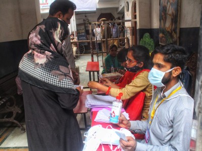 Modest voter turnout in K'taka by-polls Modest voter turnout in K'taka by-polls