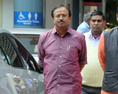Union Minister Muraleedharan describes Vijayan as 'Covidiot' Union Minister Muraleedharan describes Vijayan as 'Covidiot'