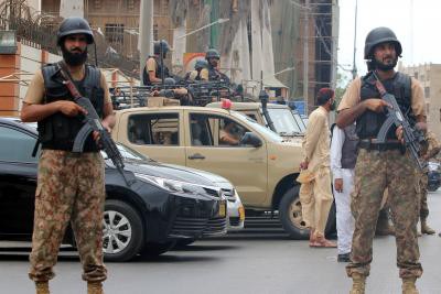 Karachi witnesses spike in street crimes Karachi witnesses spike in street crimes