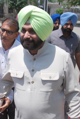 Is Sidhu in hunt of new political space in Punjab? Is Sidhu in hunt of new political space in Punjab?