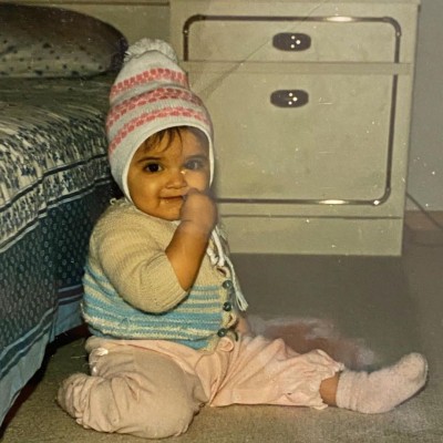 Deepika Padukone calls herself 'gundi' in throwback picture Deepika Padukone calls herself 'gundi' in throwback picture