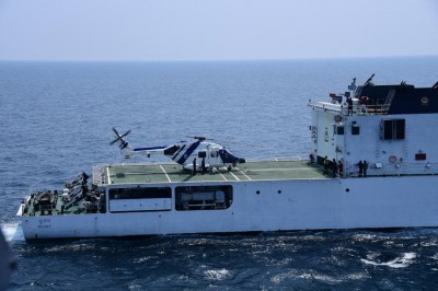 HAL chopper undergoes ship-borne trials off Chennai coast HAL chopper undergoes ship-borne trials off Chennai coast