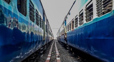Railway denies over-crowding at K'taka stations amid Covid Railway denies over-crowding at K'taka stations amid Covid