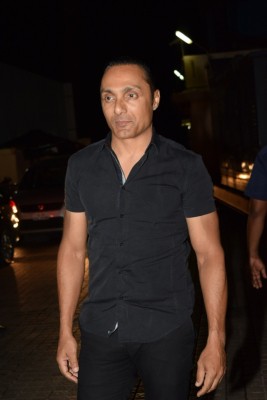 Rahul Bose looks for solutions amid growing Covid crisis Rahul Bose looks for solutions amid growing Covid crisis