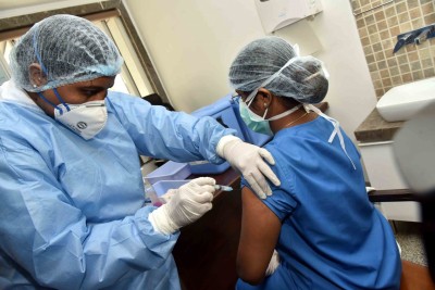 India's vaccination coverage nears 12 cr, 30 lakh doses in 24 hrs India's vaccination coverage nears 12 cr, 30 lakh doses in 24 hrs