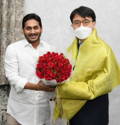 Chennai South Korean Consul General calls on Andhra CM Chennai South Korean Consul General calls on Andhra CM