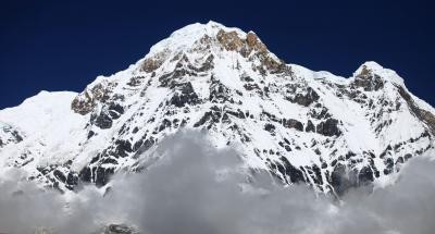 6 female climbers reach atop Mt. Annapurna 6 female climbers reach atop Mt. Annapurna