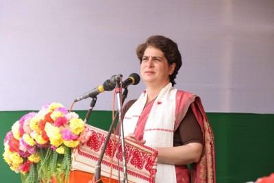 Oxygen shortage due govt failure: Priyanka Gandhi Vadra Oxygen shortage due govt failure: Priyanka Gandhi Vadra