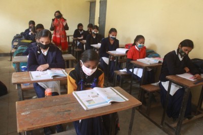 Andhra Pradesh promotes all students from classes 1 to 9 Andhra Pradesh promotes all students from classes 1 to 9