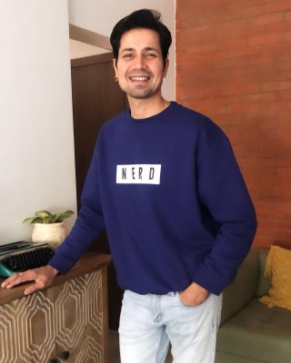 Sumeet Vyas is still looking for his best profile Sumeet Vyas is still looking for his best profile