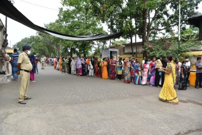 70.42% polling recorded till 3 p.m. in Bengal