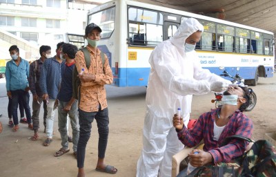 19,067 new Covid cases spike in K'taka with 81 deaths 19,067 new Covid cases spike in K'taka with 81 deaths