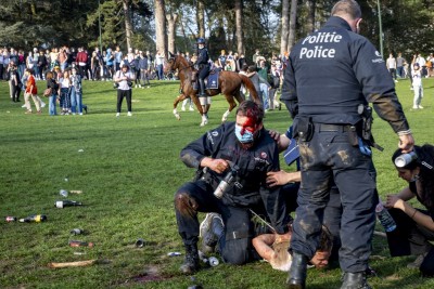 Police break up illegal mass gathering in Brussels