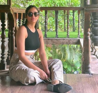 Lavanya: 'Weekend, please don't leave me' Lavanya: 'Weekend, please don't leave me'