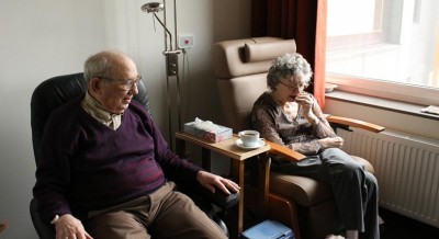 Older adults most likely to make effort to help others Older adults most likely to make effort to help others