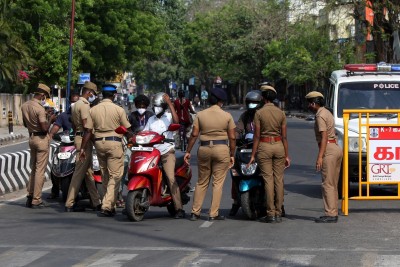 Police deployed in TN borders to prevent spirit smuggling to Kerala for Easter, Vishu Police deployed in TN borders to prevent spirit smuggling to Kerala for Easter, Vishu