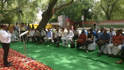 Students evacuated from Ukraine, parents hold protest at Jantar Mantar Students evacuated from Ukraine, parents hold protest at Jantar Mantar