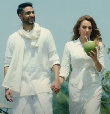 Arjun Kanungo collaborates with Iulia Vantur for 'Tera Tha Tera Hoon'