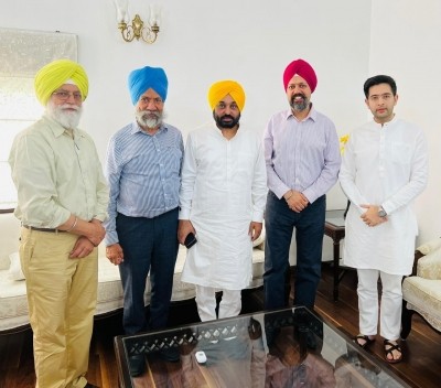 KP body demands clarification from AAP on Maan's meeting with UK MP