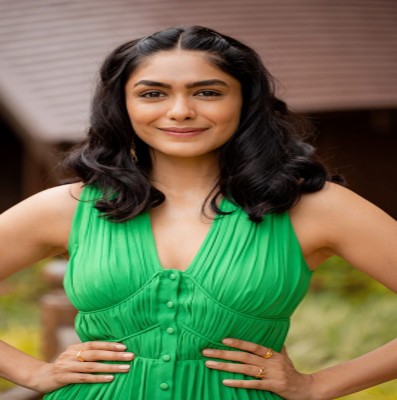 Mrunal Thakur credits television journey for acting career in Bollywood Mrunal Thakur credits television journey for acting career in Bollywood