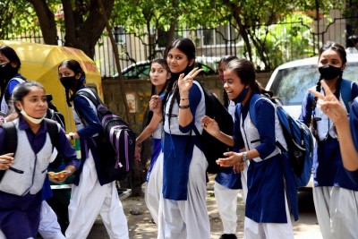 3 schools shut in Noida, Ghaziabad as 18 students test Covid positive 3 schools shut in Noida, Ghaziabad as 18 students test Covid positive