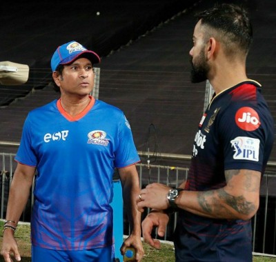 IPL 2022: Kohli meets Tendulkar following RCB's win over Mumbai Indians IPL 2022: Kohli meets Tendulkar following RCB's win over Mumbai Indians