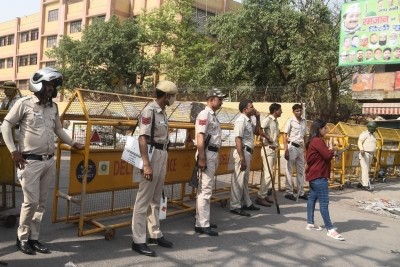 Delhi Riots: If there was no permission, why did cops accompany Hanuman Jayanti procession? Delhi Riots: If there was no permission, why did cops accompany Hanuman Jayanti procession?
