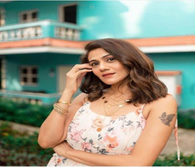 Kajal Pisal enjoys reunion with her co-stars after a hiatus of one year Kajal Pisal enjoys reunion with her co-stars after a hiatus of one year