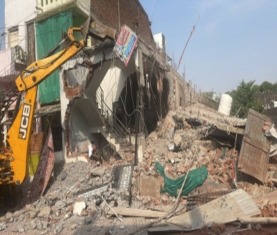 Khargone woman offered new house after her PMAY home razed in post-riots drive Khargone woman offered new house after her PMAY home razed in post-riots drive