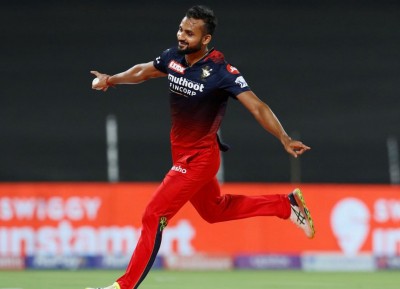 Bowling simulation: RCB's Mike Hesson's new game plan to deal with match pressure Bowling simulation: RCB's Mike Hesson's new game plan to deal with match pressure
