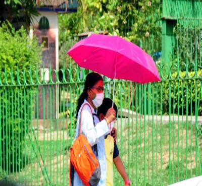 Delhi to experience heat wave April 28 onwards Delhi to experience heat wave April 28 onwards