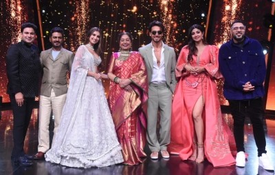 Tiger Shroff gifts his studio to Warrior Squad of 'India's Got Talent' Tiger Shroff gifts his studio to Warrior Squad of 'India's Got Talent'
