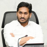 Andhra suspends two RTA officials for 'snatching' car for CM's convoy